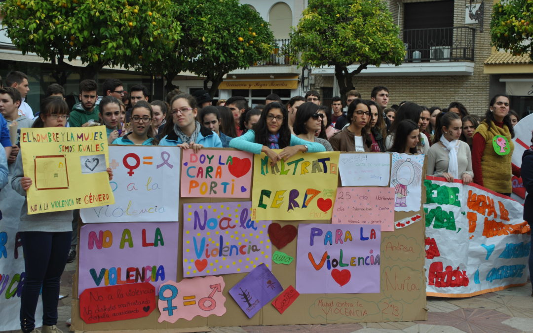 La Colonia se une contra la violencia hacia la mujer
