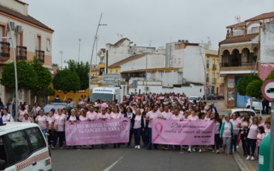 GRAN PARTICIPACIÓN EN LA II MARCHA CONTRA EL CÁNCER DE MAMA