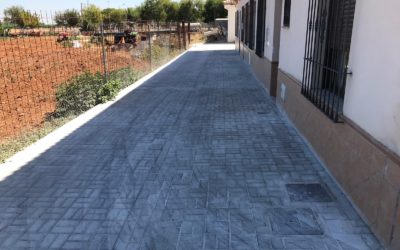 MEJORAS EN DISTINTOS ESPACIOS Y CENTROS DE LA COLONIA