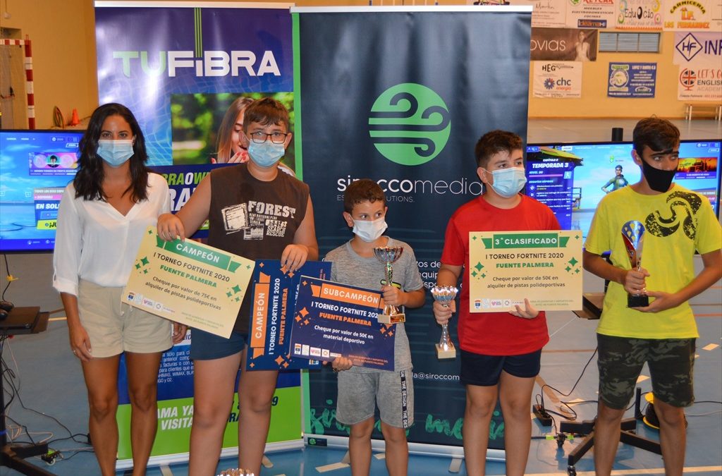 UNOS 50 JÓVENES PARTICIPAN EN EL I TORNEO FORTNITE