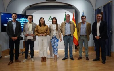 El concejal de Turismo asiste a la presentación de ‘Fuente Palmera Conecta’ en la Junta de Andalucía
