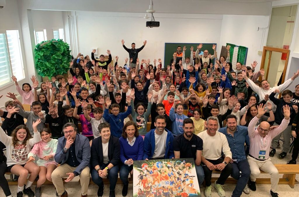 El Ayuntamiento participa en la actividad del Programa Mentor 10 junto al deportista Alfonso Cabello